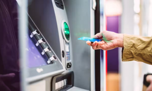 Ngân hàng Commonwealth từ chối trả lại 270 triệu đô-la cho 2,2 triệu khách thu nhập thấp