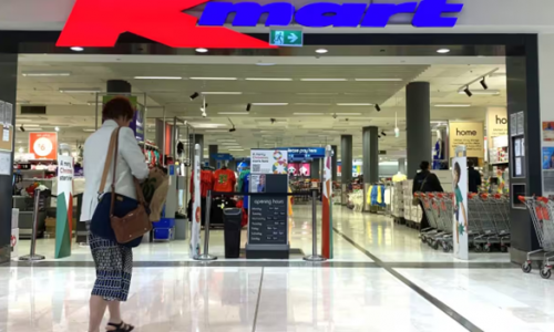 Kmart bị khởi kiện vì nghi vấn nhập hàng từ các nhà máy ở Trung Quốc có liên quan đến lao động cưỡng bức
