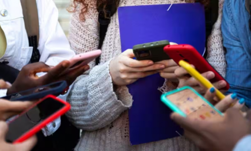 Dịch vụ hữu ích: Úc cấm trẻ dưới 16 tuổi dùng mạng xã hội, 1,5 triệu trương mục / tài khoản sắp bị xoá