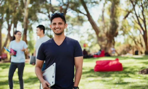 Xây dựng mạng lưới tài chính và nghề nghiệp tại Úc