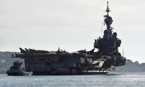 Tổng thống Pháp thông báo bắt đầu đóng hàng không mẫu hạm mới