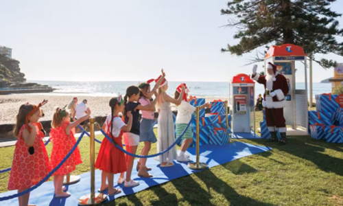 Đường dây gọi điện thoại miễn phí cho Santa đã bắt đầu khởi động