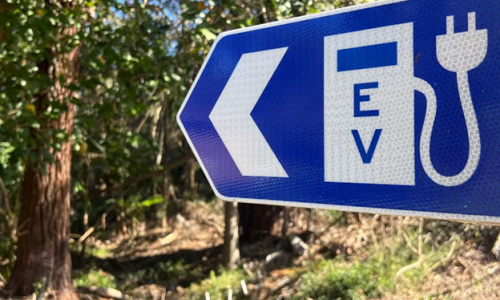 Tin Úc: Nhiều trạm sạc xe điện công cộng không thể xử dụng dù vẫn hiển thị “hoạt động”