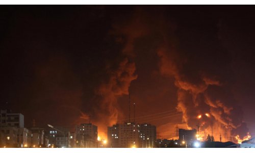 Xung đột ngày thứ 3: 10 người Israel chết, Israel mở rộng oanh kích sang cơ sở kinh tế Iran