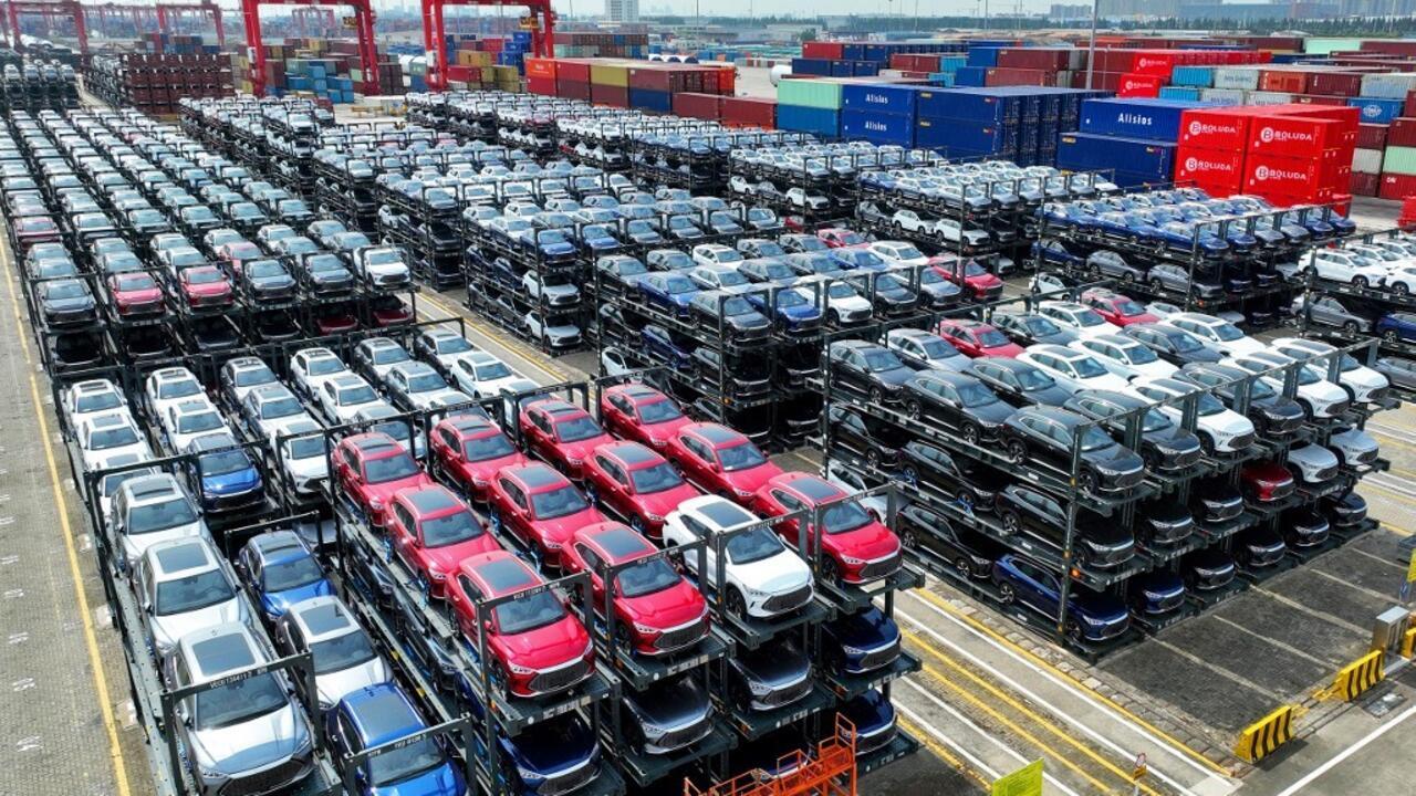 Liên Âu thông qua quyết định tăng thuế đối với xe hơi điện Trung Quốc