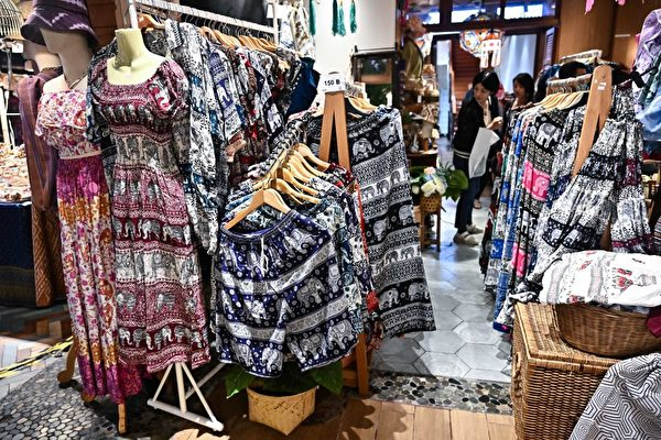 Thái Lan cân nhắc đánh thuế hàng Trung Quốc giá rẻ