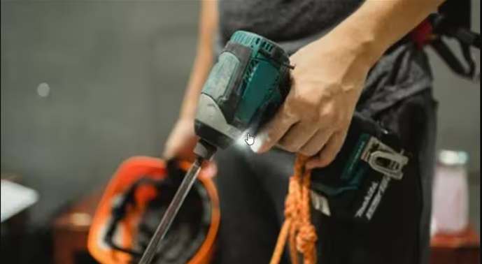 Một tradie người Việt bị truy tố tội lừa đảo hàng chục người