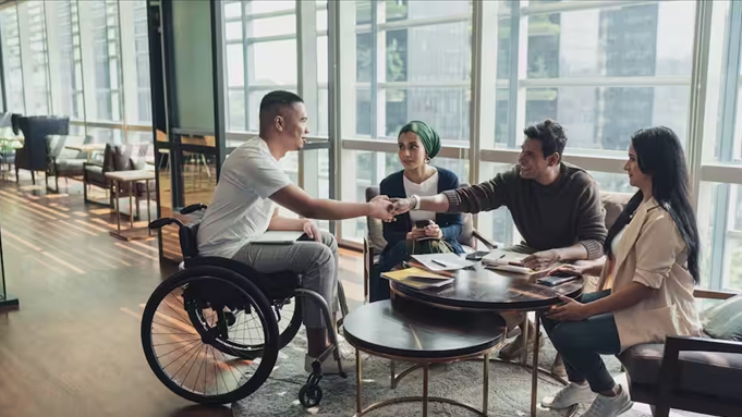 Các doanh nghiệp được khuyến khích tăng cơ hội làm việc cho người khuyết tật