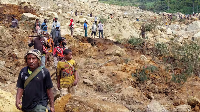 Các Tổng trưởng Úc viếng thăm vùng đất lở ở Papua New Guinea