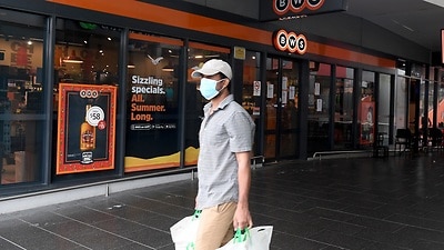 Biểu tình phản đối quy định đeo khẩu trang ở Sydney
