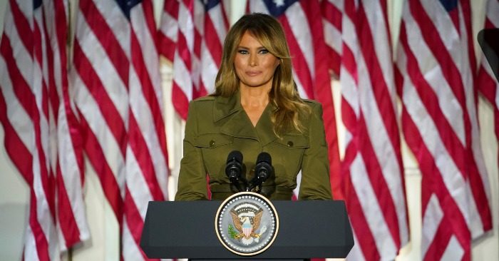 ‘Các bạn không đơn độc’: Bà Melania chia sẻ với người Mỹ chịu ảnh hưởng của Covid-19