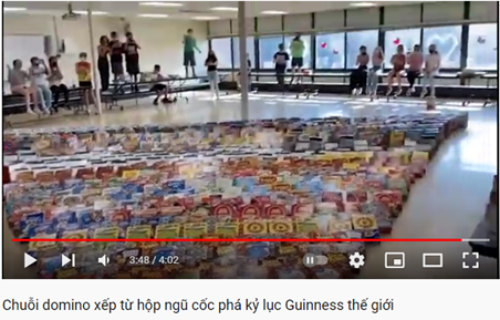 Chuỗi domino xếp từ hộp ngũ cốc phá kỷ lục Guinness thế giới