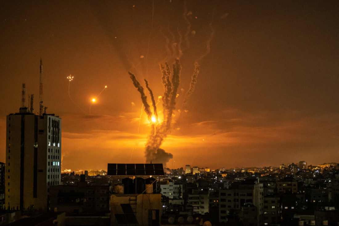Bầy kền kền ở dải Gaza...
