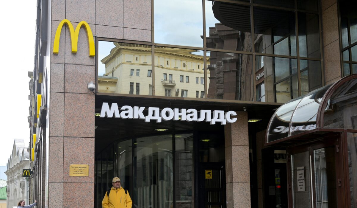 McDonald’s rao bán các cửa hàng tại Nga: Liệu có ai mua khi họ có thể sử dụng thương hiệu miễn phí?