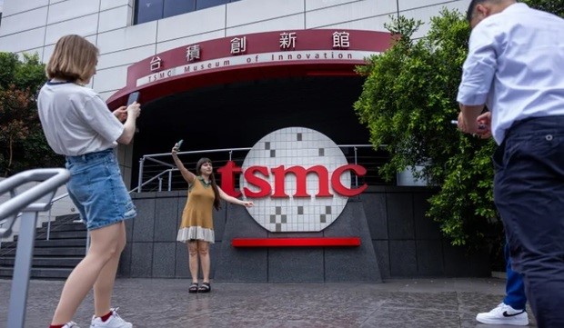 Chánh phủ Đài Loan đang sợ gã khổng lồ bán dẫn của chính họ