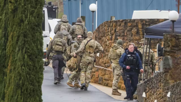 Cuộc truy lùng nghi phạm bắn chết hai cảnh sát ở Victoria bước sang ngày thứ bảy