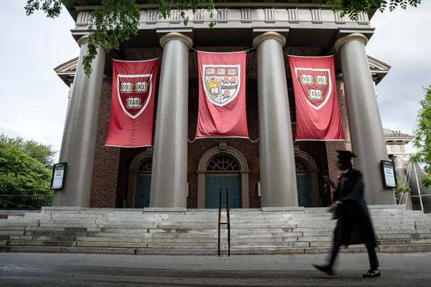 Trump tấn công Harvard gây lo ngại ở Trung Quốc