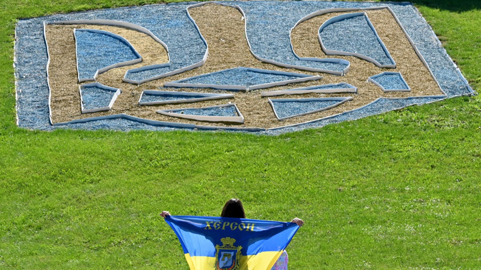 Đúng ngày Quốc Khánh Ukraine, Kyiv phản công hàng loạt sang Nga