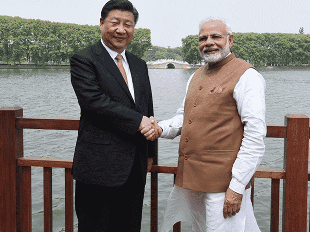 Trung Quốc-Ấn Độ tăng cường bang giao giữa lúc Hoa Kỳ áp đặt quan thuế