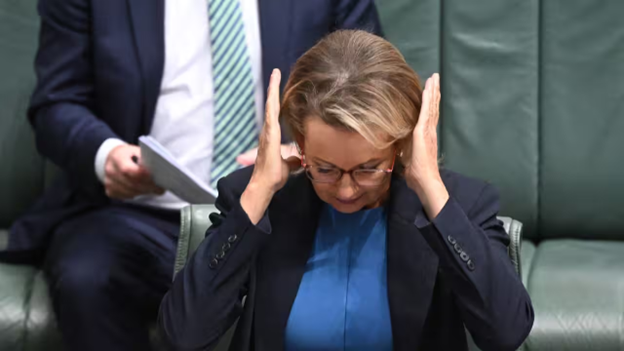 Liên đảng tiếp tục chia rẽ vì mục tiêu phát thải ròng bằng zero