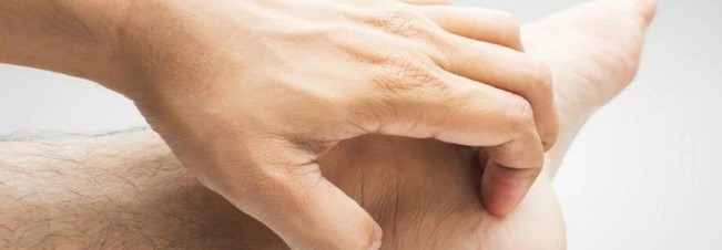Tìm  hiểu nguyên nhân của chứng ngứa tay, ngứa chân - Phải làm gì để giảm ngứa ?