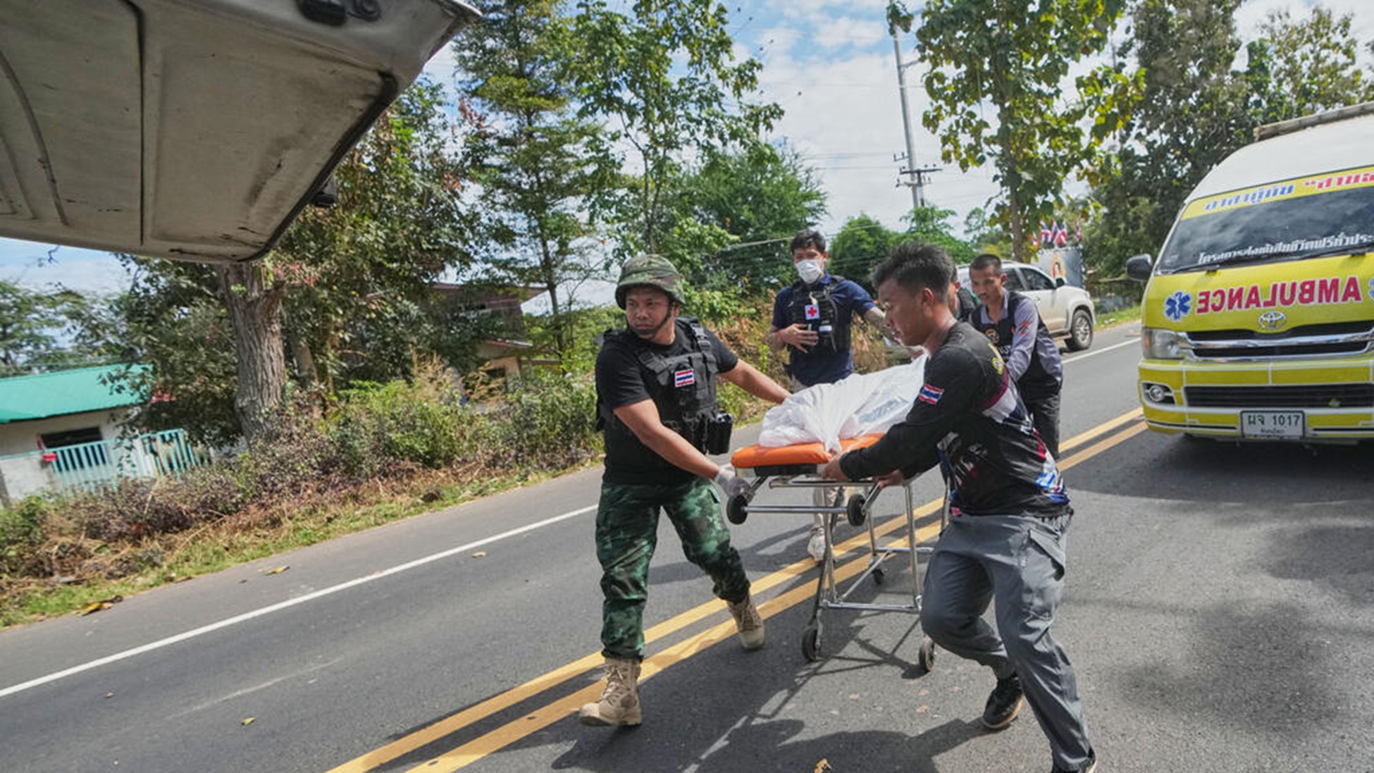 Đụng độ biên giới Thái Lan – Cam Bốt tiếp diễn, Bangkok bác đề xuất ngừng bắn của Malaysia