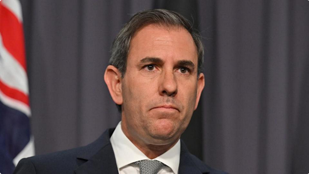  Chánh phủ thay đổi kế hoạch tăng thuế hưu bổng, hơn một triệu người được hưởng lợi ích