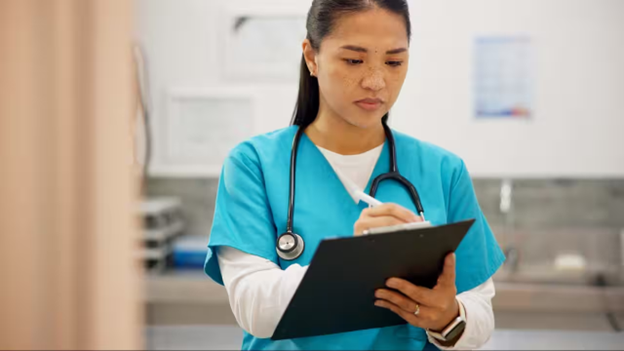 Y tá chuyên môn ở Úc sắp được phép kê đơn thuốc: Bước ngoặt trong hệ thống y tế