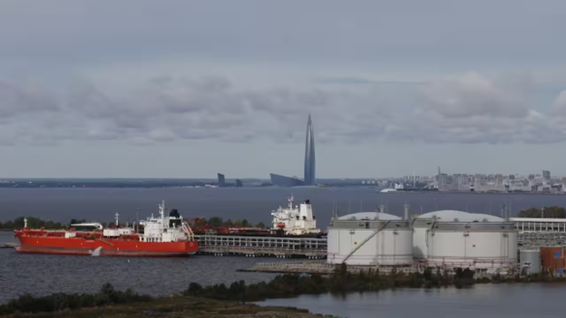 Bất chấp lệnh trừng phạt, sản phẩm từ dầu thô của Nga vẫn âm thầm lọt vào thị trường Úc