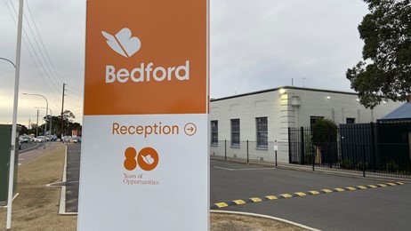 Tổ chức cung cấp dịch vụ cho người khuyết tật Bedford tránh bị phá sản khi chánh quyền Nam Úc vào cuộc. 