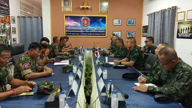 Tướng chỉ huy Thái Lan - Cam Bốt đàm phán quân sự, đạt được một số thỏa thuận