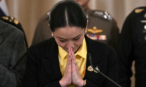 Thủ tướng Thái Lan xin lỗi vì cuộc điện đàm với ông Hun Sen