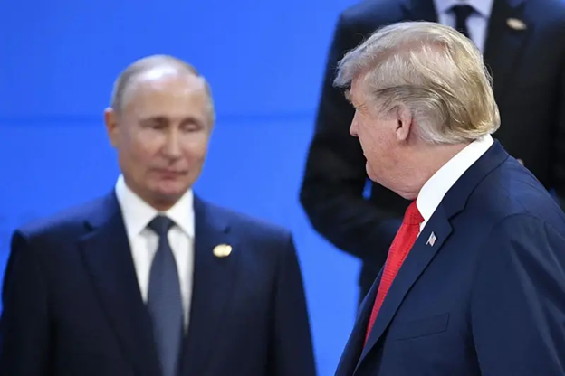 Ông Trump: Putin toàn buông lời 'vớ vẩn'