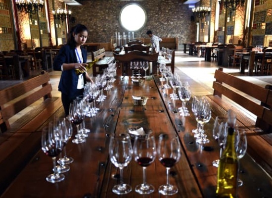 Trung Quốc tham vọng gây dựng vùng sản xuất rượu vang sánh ngang Bordeaux của Pháp