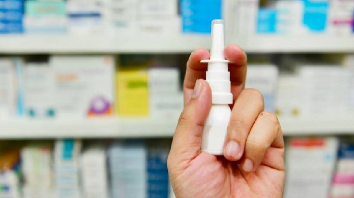 Úc tài trợ phát triển thuốc xịt mũi chống Covid-19.