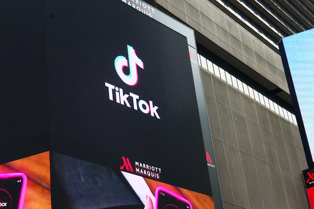Bí mật thuật toán của TikTok: Chỉ cần khen ĐCSTQ là có thể nổi tiếng