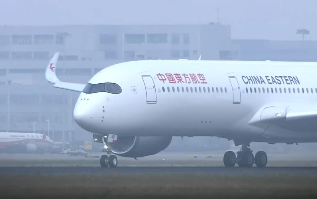Thượng Hải (Trung Quốc) hủy hơn 500 chuyến bay do COVID-19 tái bùng phát cục bộ